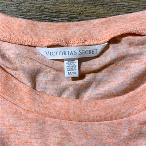 Victoria’s Secret Long Sleeve Top Size M Peach
